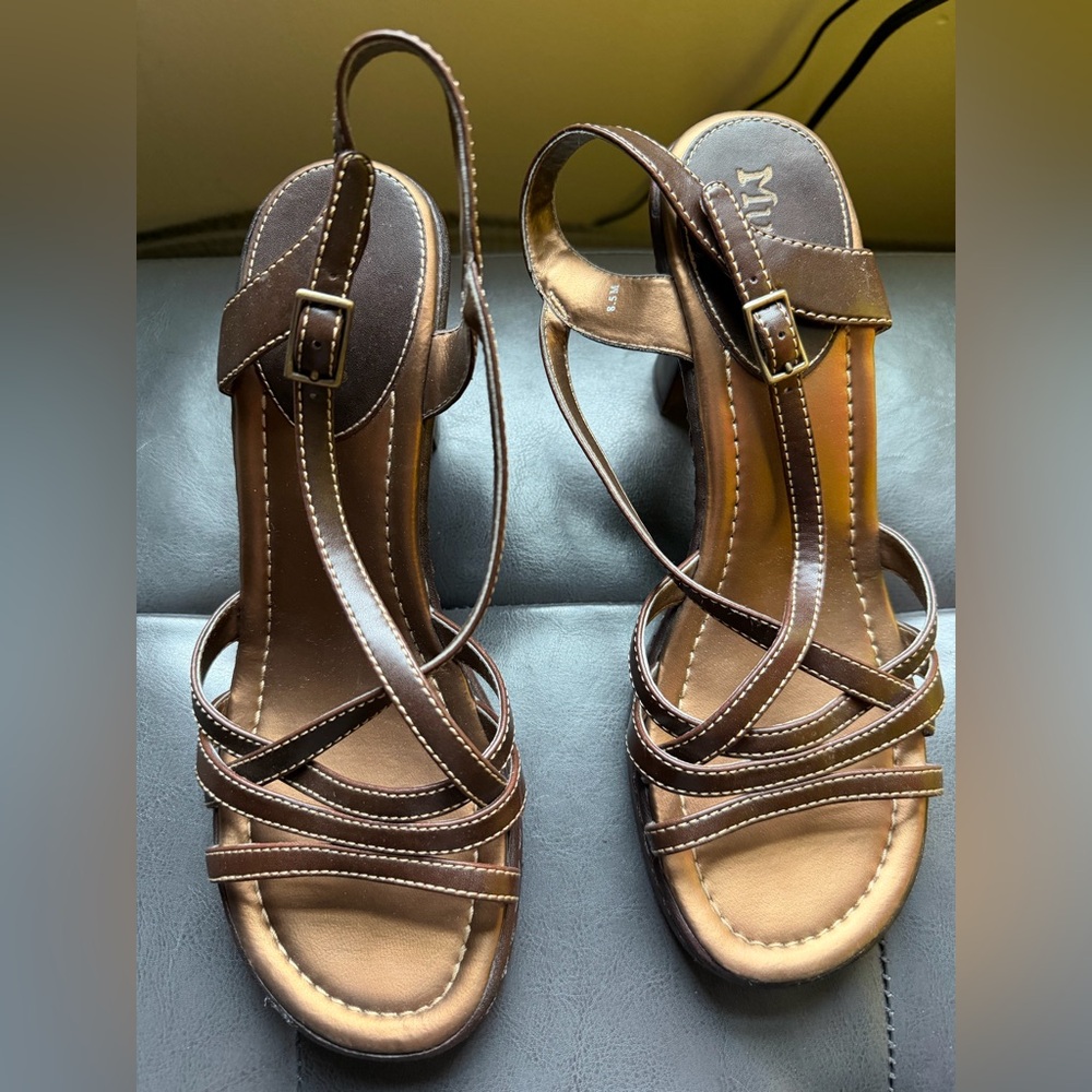 Mudd Dark Brown Strappy Sandals